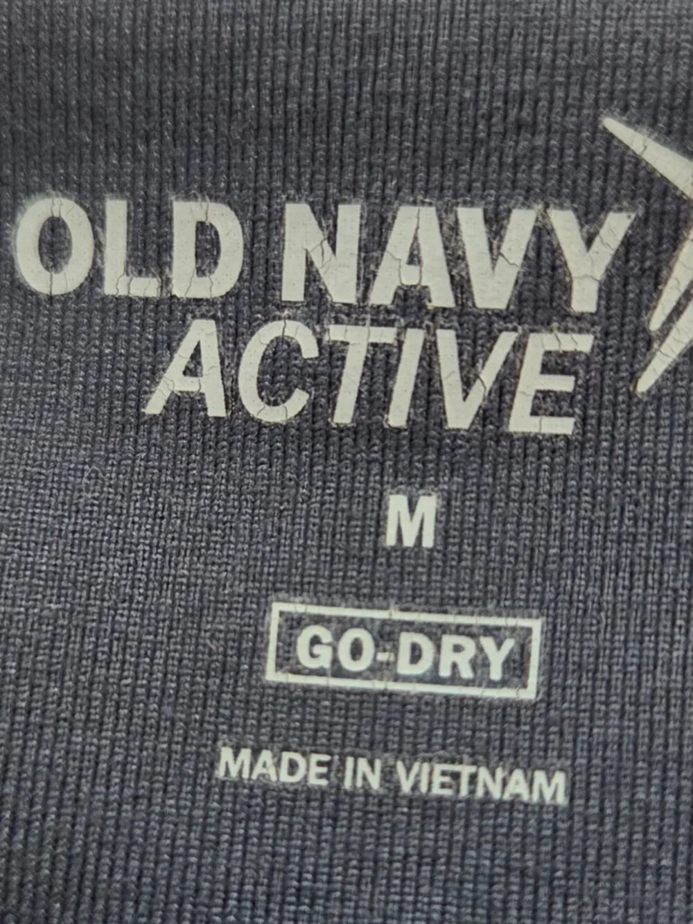 Old Navy Active Elevate Go-Dry Leggings
